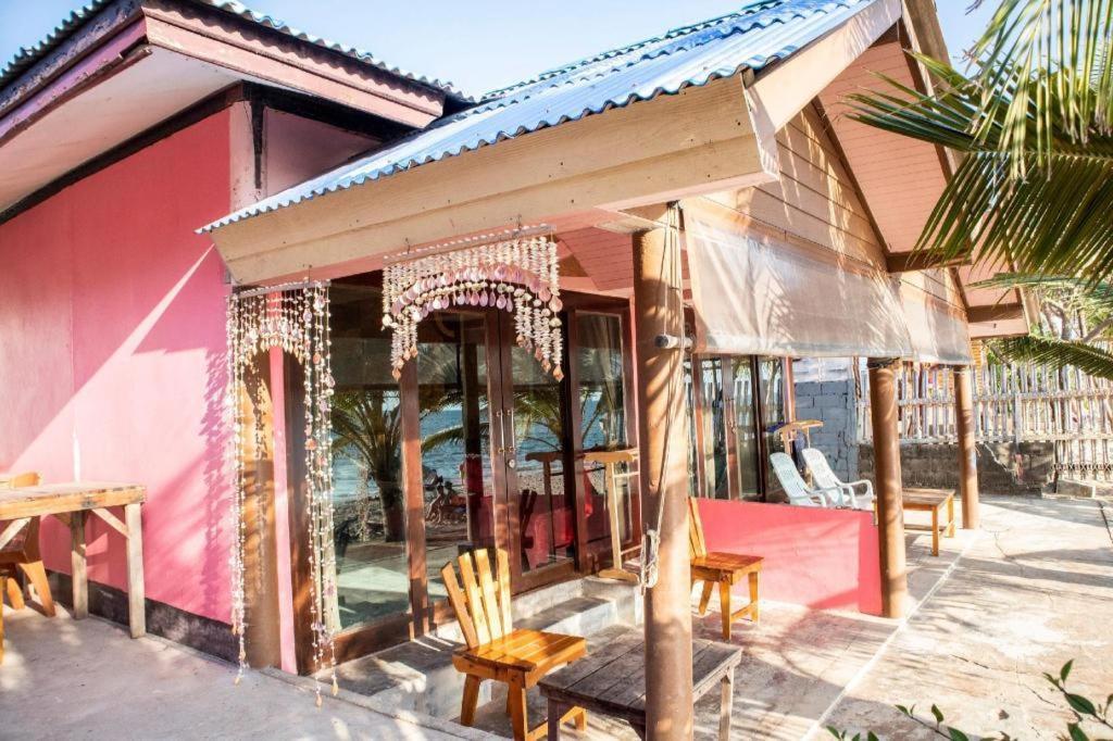 Oyo 797 Pink House Bungalow Koh Lanta Exterior photo