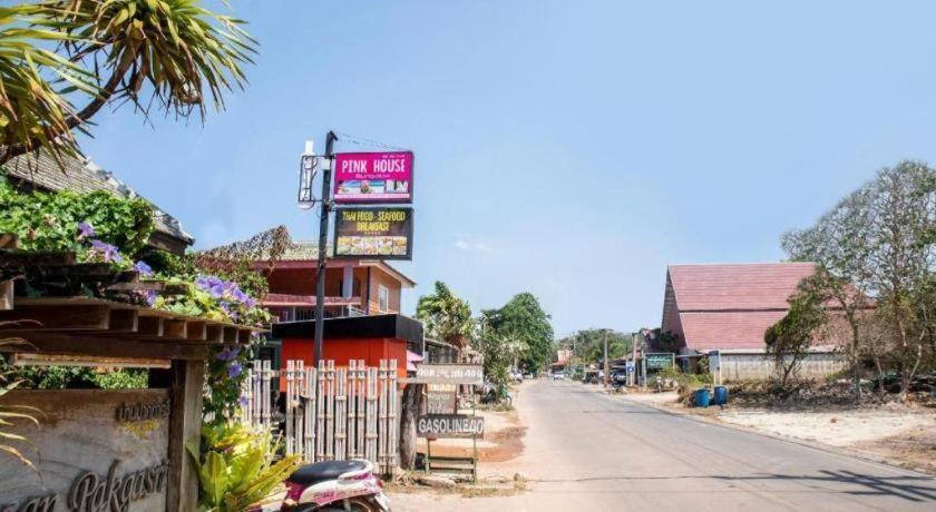 Oyo 797 Pink House Bungalow Koh Lanta Exterior photo